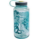 The ocean is alive with variety and wonder. Now your water bottle is, too.